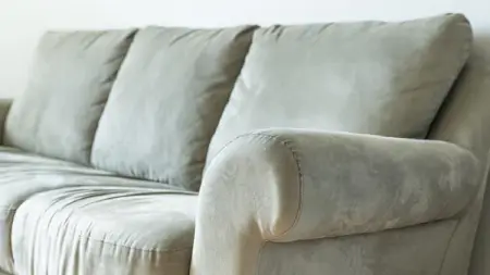 Wondering how to clean a microfiber couch at your home or office? Read on to learn the best way to clean a microfiber couch or other microfiber furniture. 